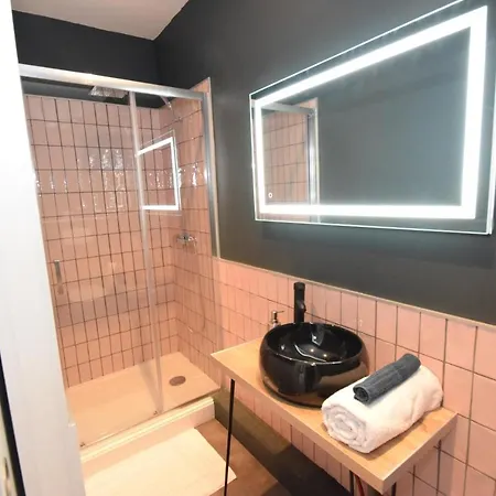Fashion Appart - Hyper Centre - Tram - Free Wifi - Lerelaisdodile22 Valenciennes Exterior photo